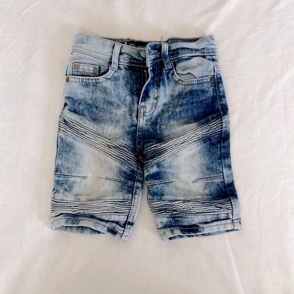 Akademiks 3T Jean Shorts